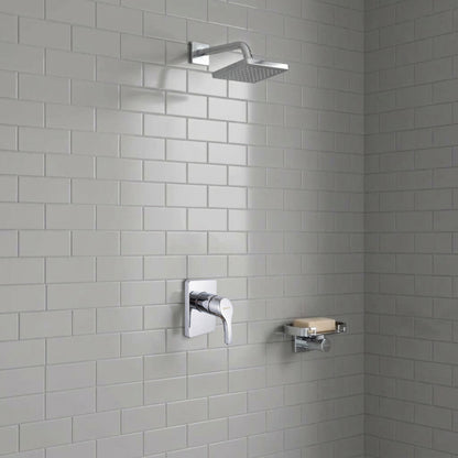 Conjunto Ducha Monomando Dante con regadera Vico bajo consumo en acabado cromado  ref. 01-4304-11BC con escudo cuadrado en ambiente de ducha 